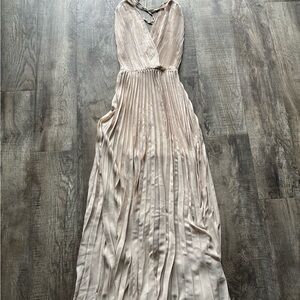 Elegant Cream Pleated Maxi Dress